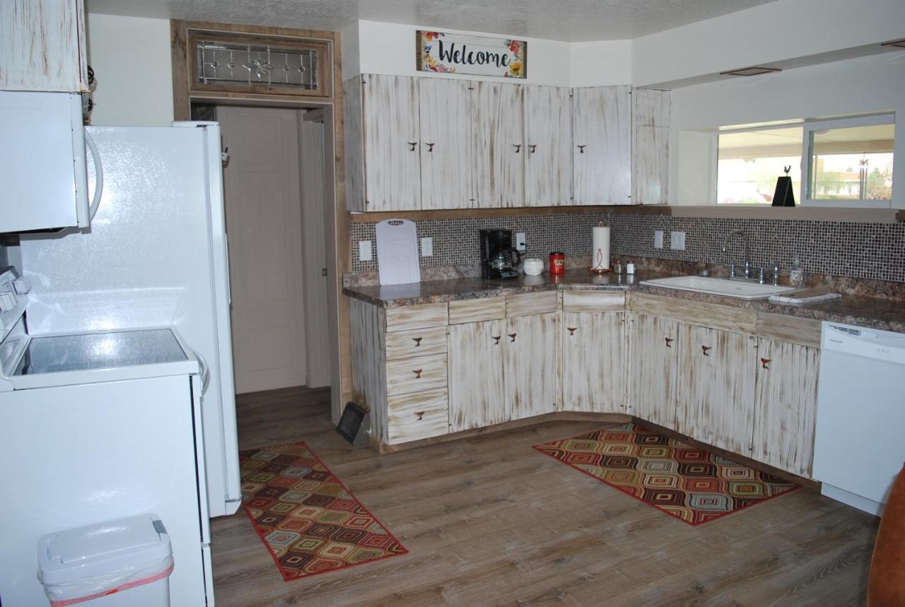 Dora'S Country Cottage Ескаланте Екстериор снимка